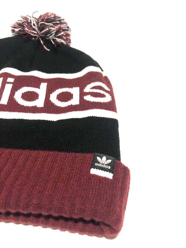 Gorro Adidas Pompom